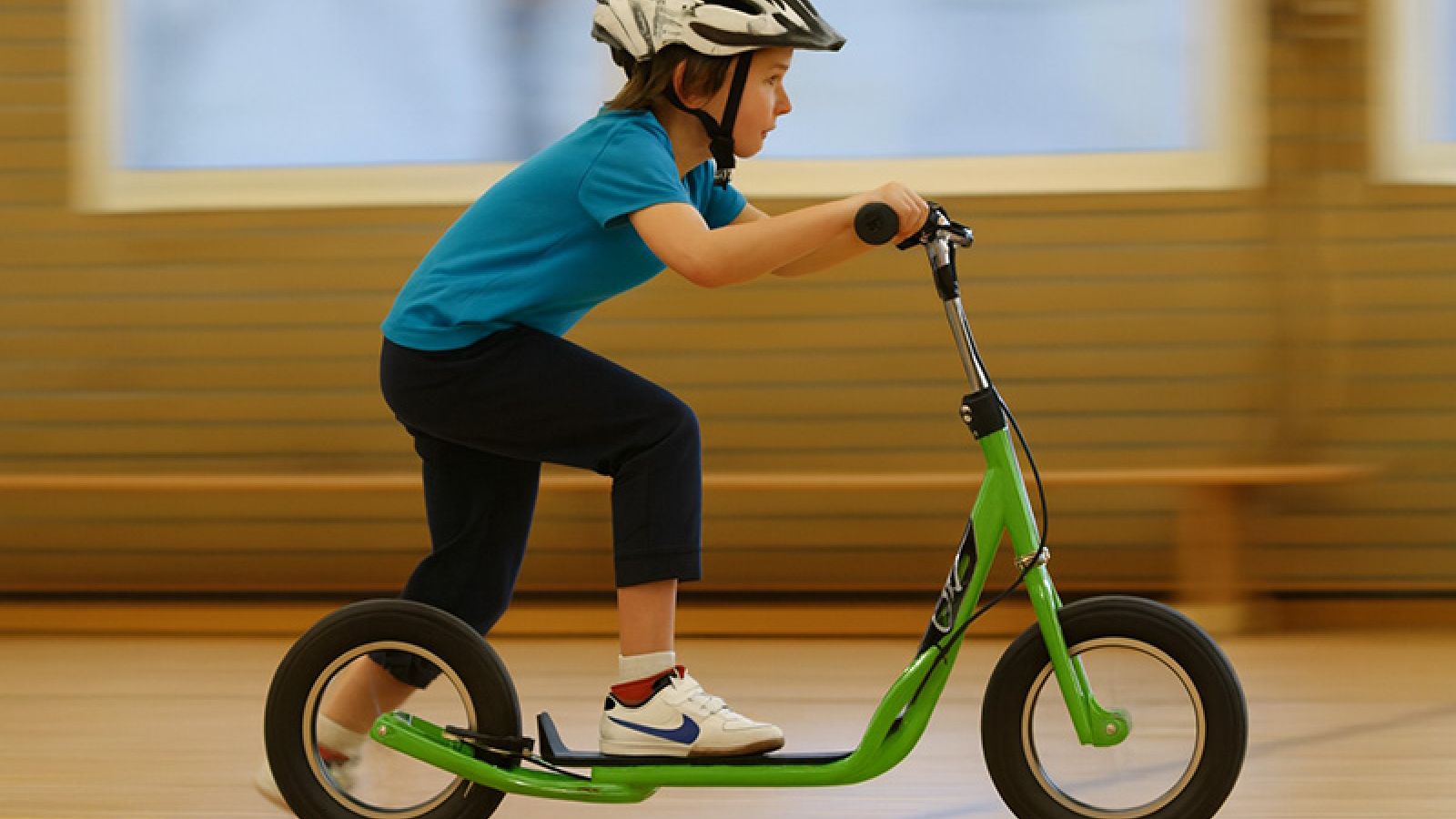 Kompetenzübungen Radlführerschein 2ab (Roller)